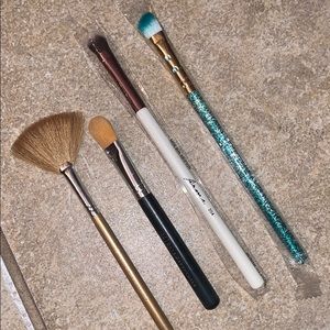 Brand new makeup brush bundle